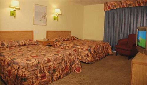 Regency Inn And Suites บาล์ดวินพาร์ค ภายนอก รูปภาพ